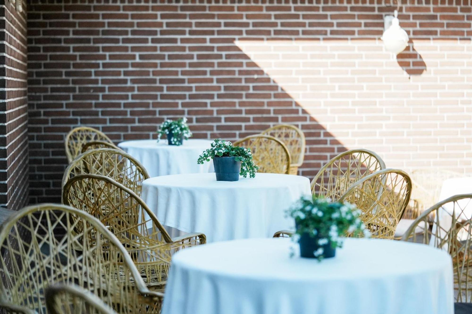 Hotel Pejsegaarden Braedstrup Bagian luar foto