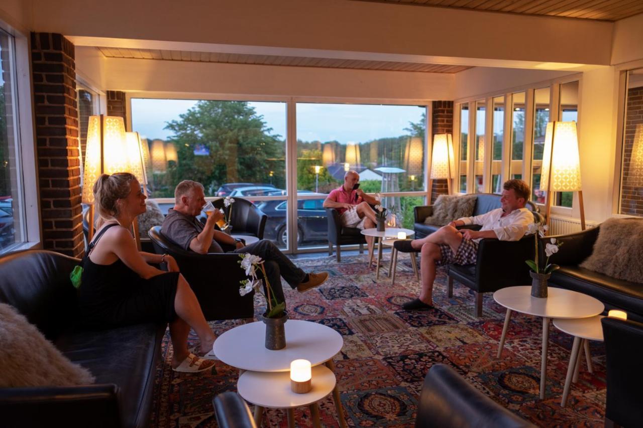 Hotel Pejsegaarden Braedstrup Bagian luar foto